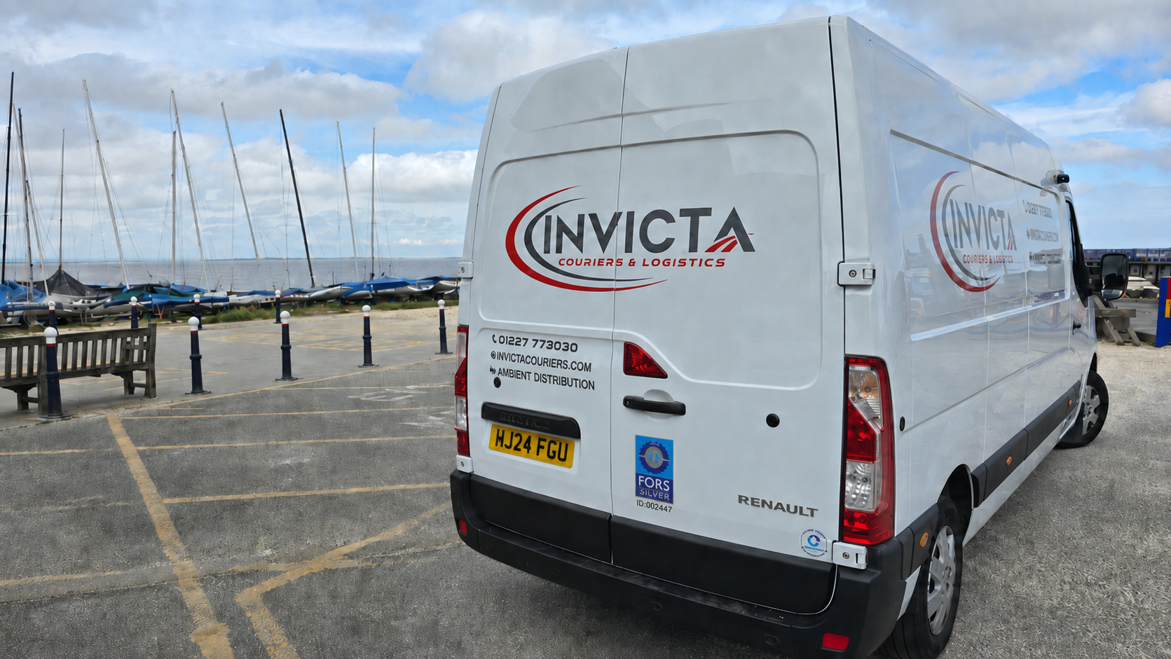 FORS Silver courier vehicle for site-compliant deliveries